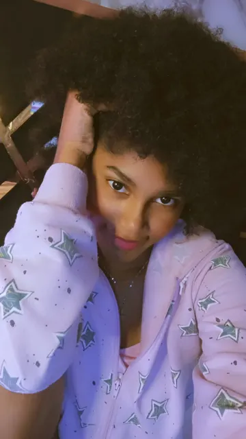 Camila - foto 1